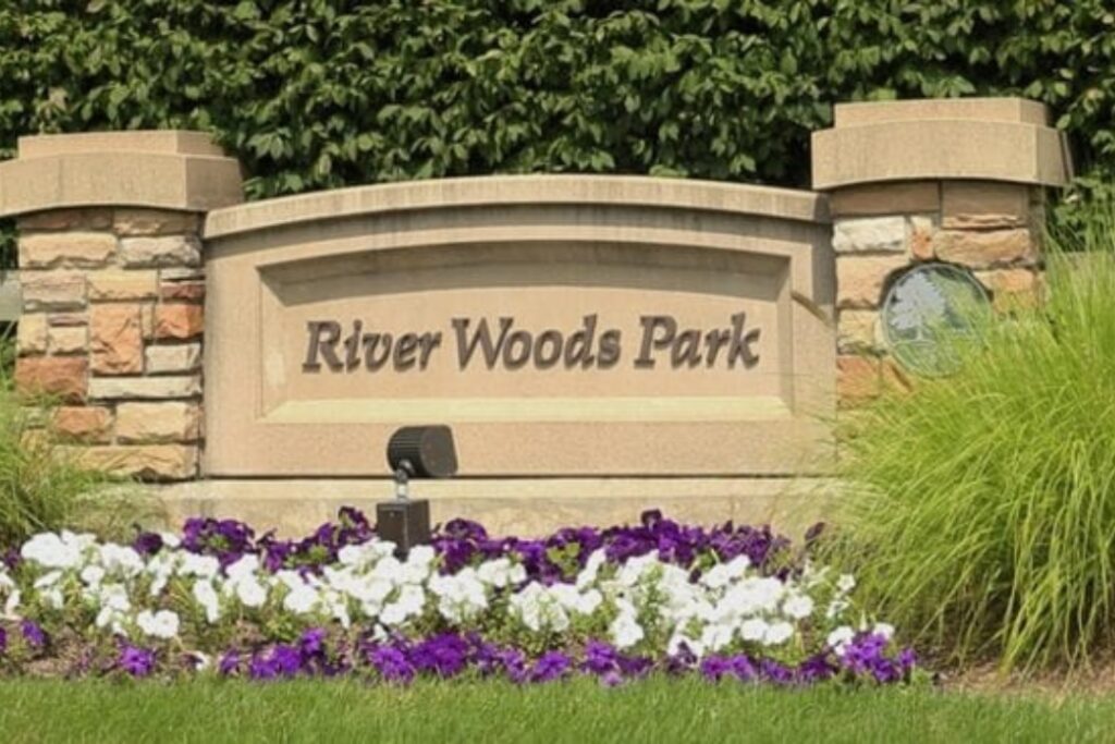 River Woods Park