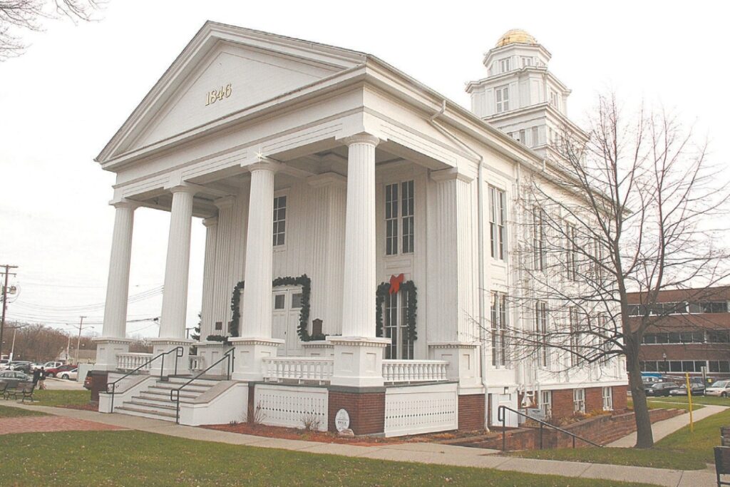 Historic Lapeer Courthouse